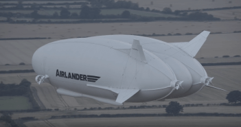 Airlander 10 อากาศยานขนส่งสินค้าที่มีขนาดใหญ่ที่สุดในโลก
