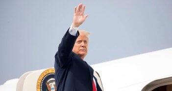 ทรัมป์ประกาศตั้งกองทัพอวกาศ Space Force เป็นกองทัพที่ 6 ของสหรัฐอเมริกา Space force donald trump US military