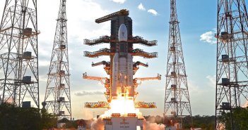 นายกรัฐมนตรีอินเดียประกาศส่งมนุษย์ขึ้นสู่อวกาศในปี 2022 India will send manned flight into space by 2022