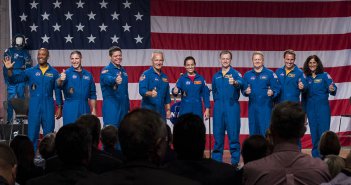 นาซ่าเปิดตัวนักบินอวกาศสำหรับภารกิจยาน SpaceX Crew Dragon และยาน Boeing CST-100 Starliner NASA Names Astronauts for Boeing and SpaceX Flights to International Space Station