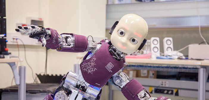 หุ่นยนต์ iCub ฮิวแมนนอยด์ร่างอวตารของมนุษย์ the-icub-humanoid-robot