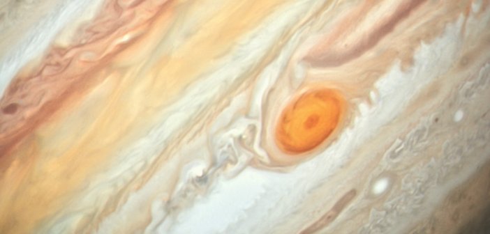 กล้องโทรทรรศน์อวกาศฮับเบิลถ่ายภาพล่าสุดของดาวพฤหัส hubble-new-portrait-of-jupiter