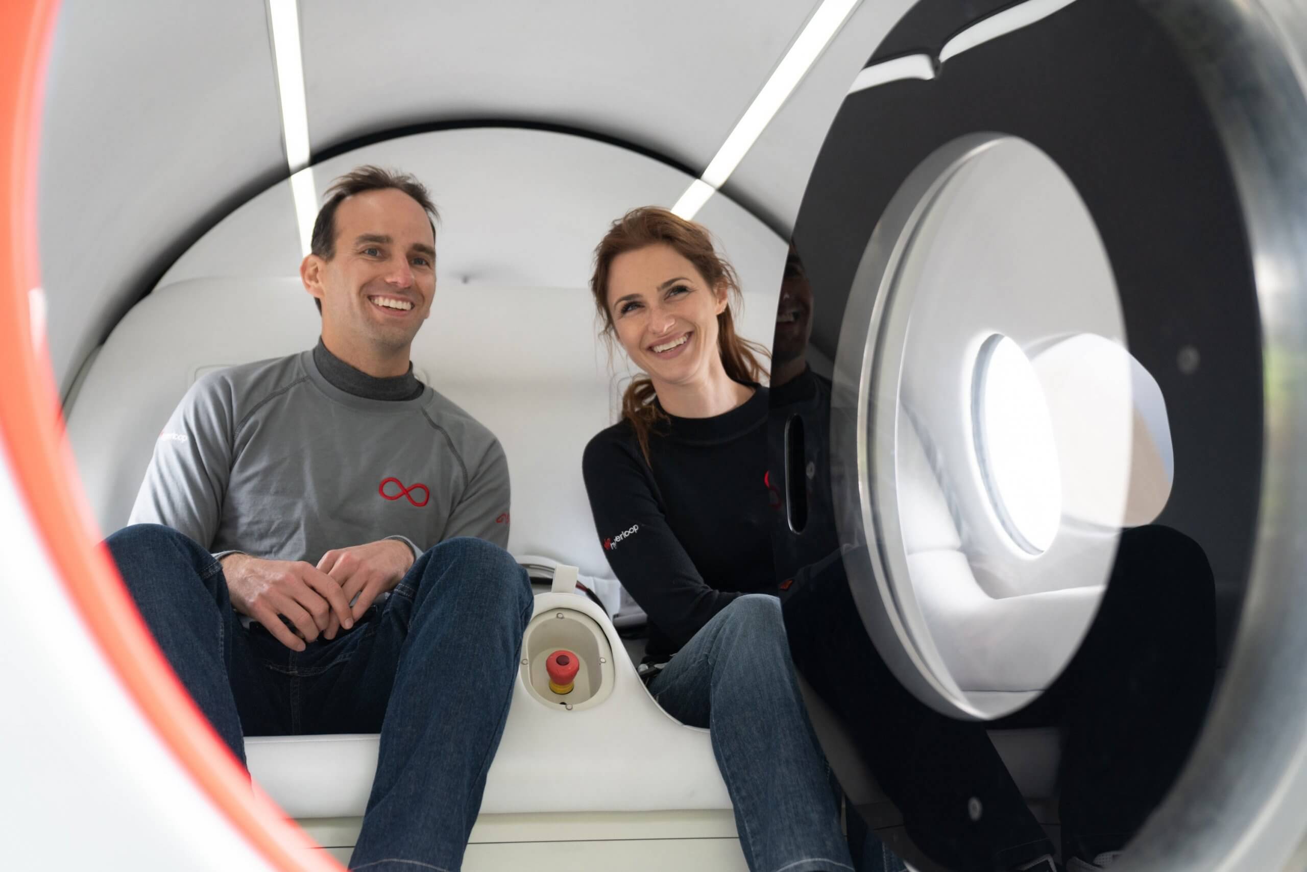 People-travel-in-Virgin-Hyperloop-for-the-first-time